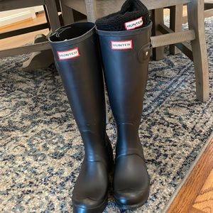 Hunter rain boots size 6 with knee high black socks